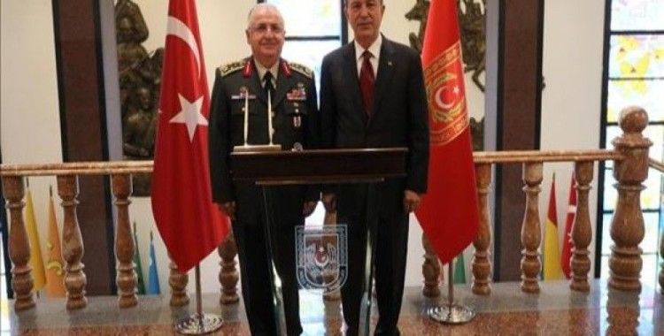 ​Milli Savunma Bakanı Akar, Orgeneral Güler'i ziyaret etti