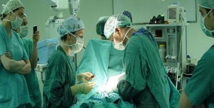1 milyon Afrikalıya katarakt ameliyatı