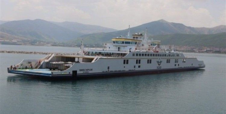 Türkiye'nin en büyük ikinci feribotu ilk deneme seferine çıktı