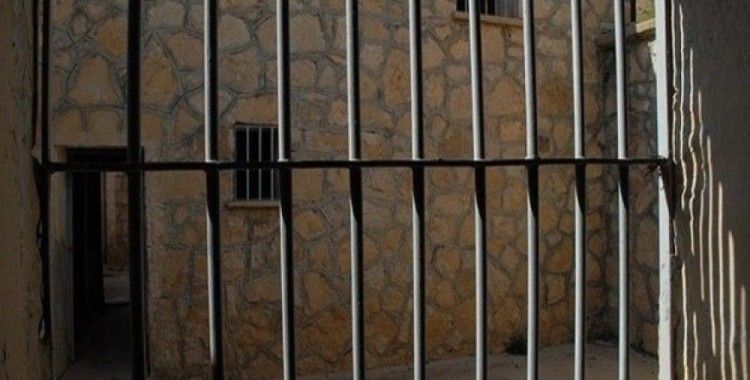 Kamerun'da cezaevi baskınında 163 mahkum firar etti