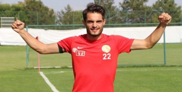 Eskişehirspor'un genç yıldızı yeni sezona hazır