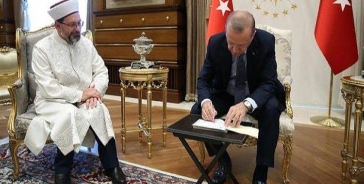 ​Cumhurbaşkanı Erdoğan'dan kurban bağışı