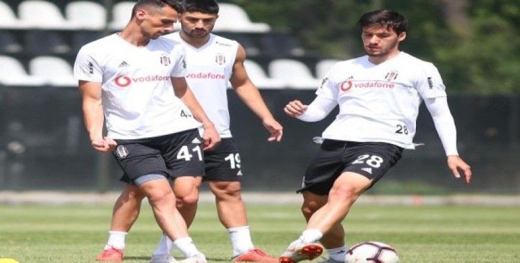 Beşiktaş, Akhisarspor maçı hazırlıklarına başladı