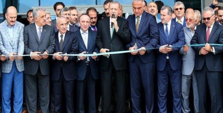 Cumhurbaşkanı Erdoğan Rize'de otel açılışı yaptı