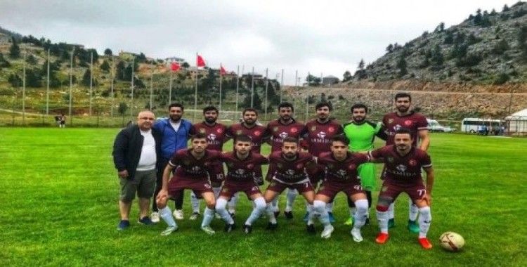 Kızıldağ'da 8 takım çeyrek finale çıktı