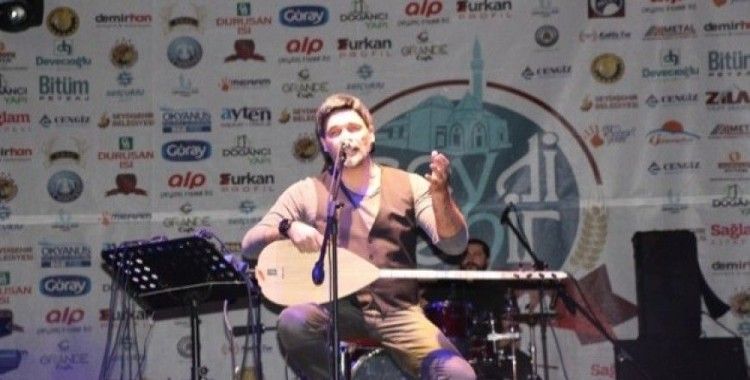 Seydişehir'deki Kalkınma Şöleni Uğur Işılak konseriyle sona erdi