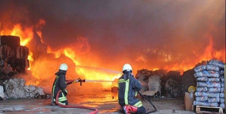 Fabrika yangınında 2 işçi öldü