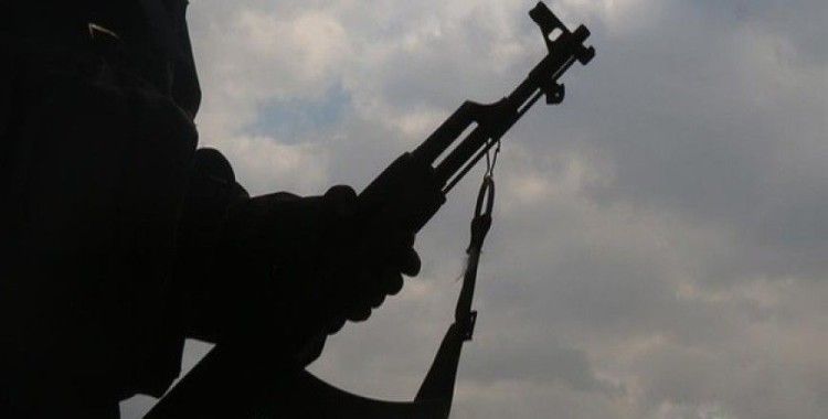 Terör örgütü Deaş ile Esed rejimi arasında çatışmalar sürüyor