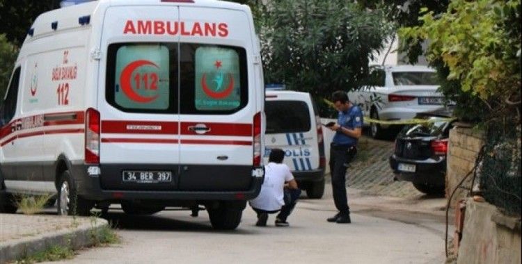Kadıköy'de erkek cesedi bulundu