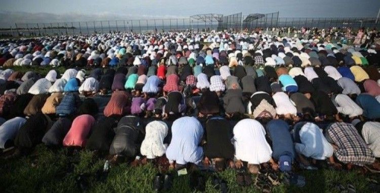 ​ABD'de binlerce Müslüman bayram namazında bir araya geldi