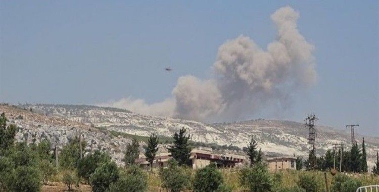 İdlib ve Hama'da sivil yerleşimler ile bir okul vuruldu