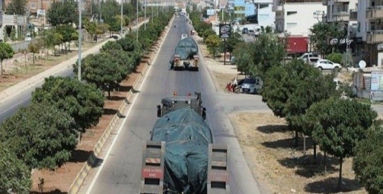 İdlib sınırına obüs ve tank sevkıyatı