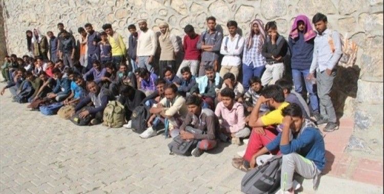 Başkale'de 118 kaçak göçmen yakalandı