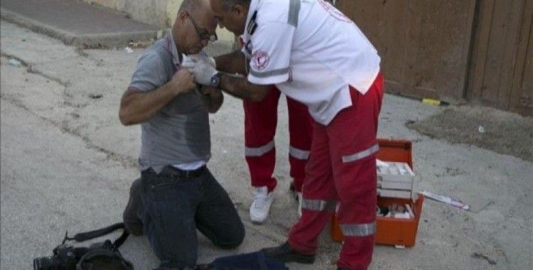 İsrail güçlerinin Batı Şeria'daki gösterilere müdahalesinde 3 kişi yaralandı