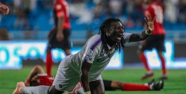 ​Bafetimbi Gomis, Arabistan'da ilk golünü attı