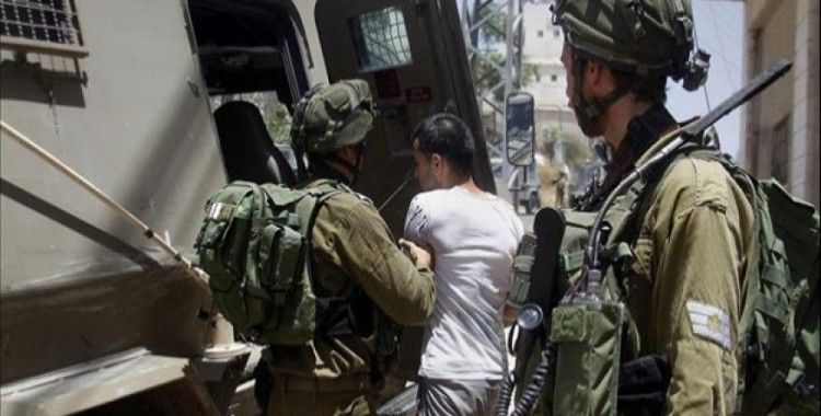 İsrail Filistinli aileyi gözaltına aldı