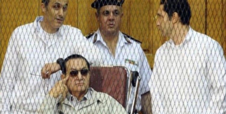 Mısır’da Mübarek’in oğulları serbest bırakıldı