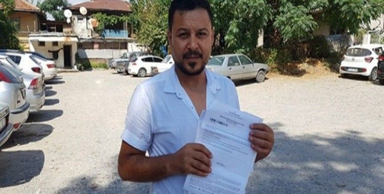 Kimliğini değiştirmeye gitti, hayatının şokunu yaşadı