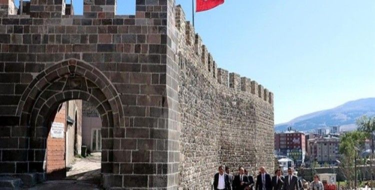 Erzurum Kalesi tarihi hüviyetine kavuşuyor