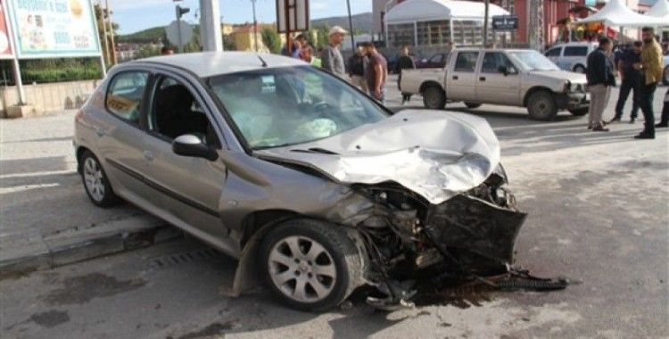 Konya'da zincirleme kaza, 2 yaralı