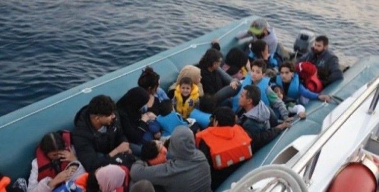 Kuşadası Körfezi’nde 43 kaçak göçmen yakalandı