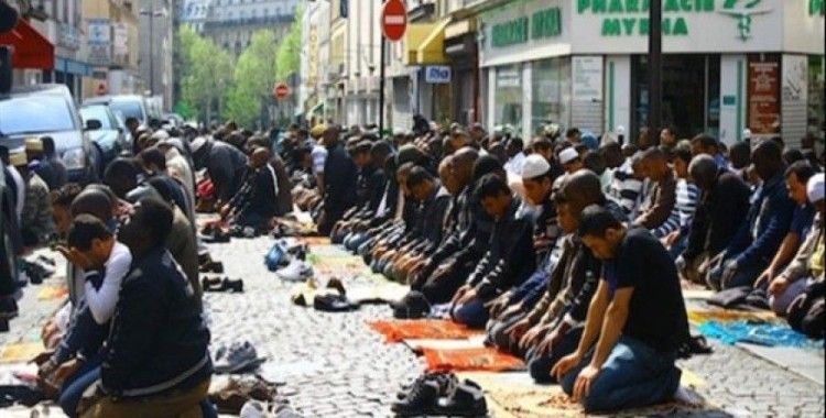 Avrupa'da kültür ve kurumsallık arasına sıkıştırılan İslam