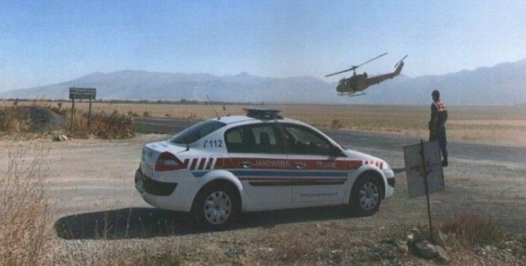 Jandarma helikopter ile trafik denetimi yaptı