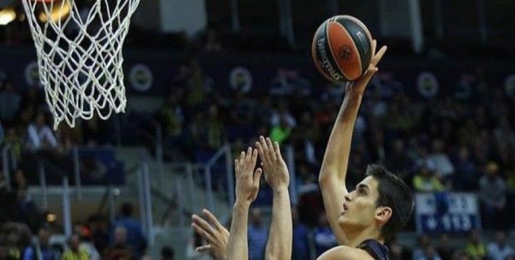 ​TBF'den milli basketbolcu Ömer Faruk'a ceza