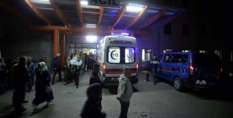 ​Düzce'de askeri araç devrildi, 4 yaralı