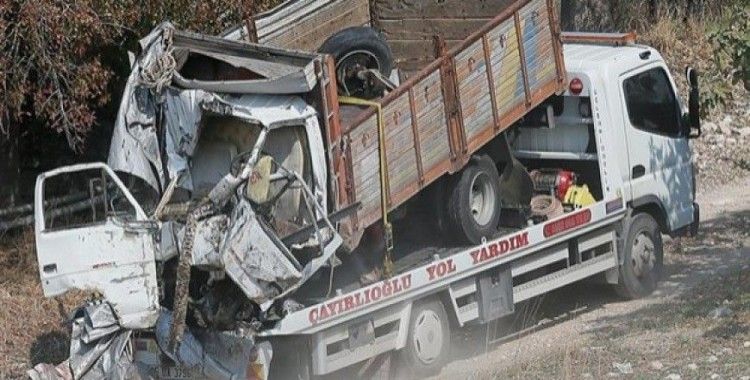 ​İzmir Menderes'teki trafik kazasıyla ilgili 5 kişiye gözaltı