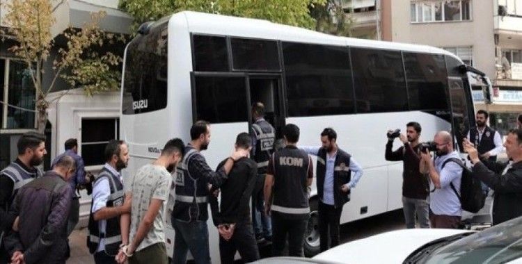 İzmir'deki kazayla ilgili 11 kişi daha adliyede