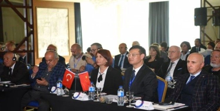 Türk ve Çinli iş adamları İstanbul'da buluştu