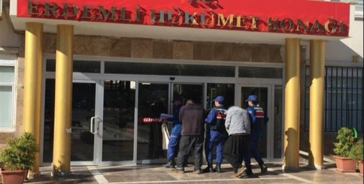 Mersin'de aranan 82 kişi yakalandı