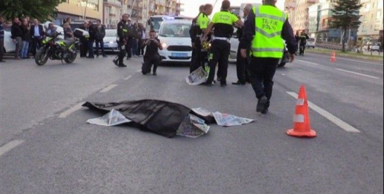Uşak'ta resmi aracın çarptığı yaşlı adam öldü
