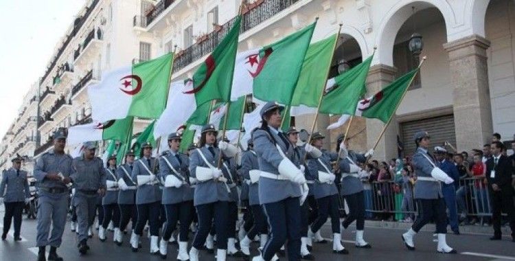 Cezayir'in bağımsızlık mücadelesinin 64. yılı