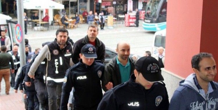 Kocaeli'de 8 astsubay Fetö üyeliğinden tutuklandı