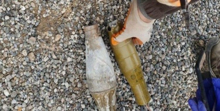 Siirt'te yola tuzaklanan el yapımı patlayıcı imha edildi