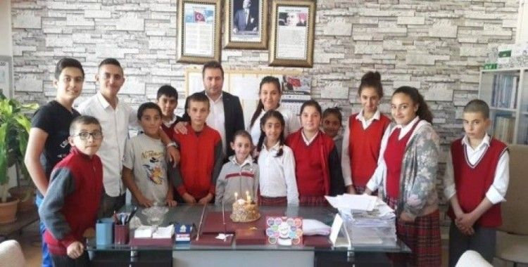 Sungurlu'da 459 öğrencinin doğum günü kutlandı