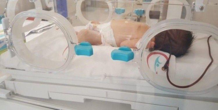 Elazığ'da yeni doğan bebeğe makat yapıldı