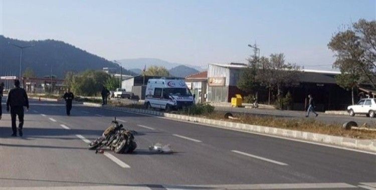 Bilecik'te ambulans motosiklet ile çarpıştı, 1 ölü