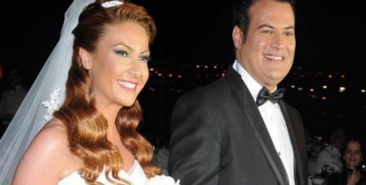 Hakan Peker, eşi Arzu Öztoprak'tan boşandı