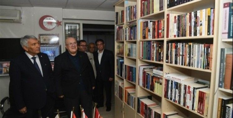 Atatürk Gençliği'ne Atatürk Kütüphanesi oluşturuluyor
