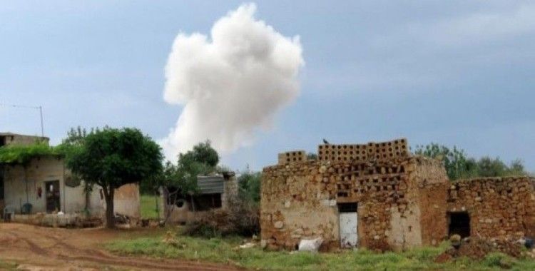 Esed rejimi İdlib'de ateşkes bölgesindeki sivil yerleşimleri vuruyor