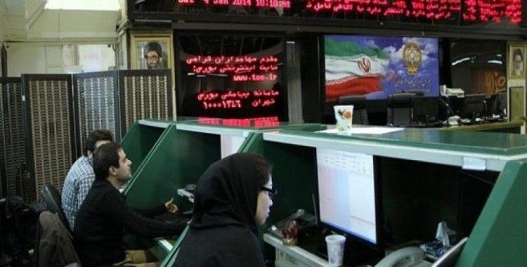 ​İran ambargoyu delmek için petrolü borsadan satıyor