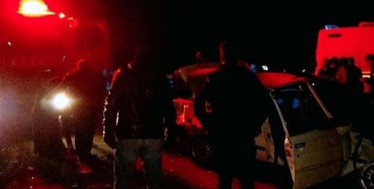 ​Şanlıurfa'da trafik kazası, 3'ü ağır 4 yaralı