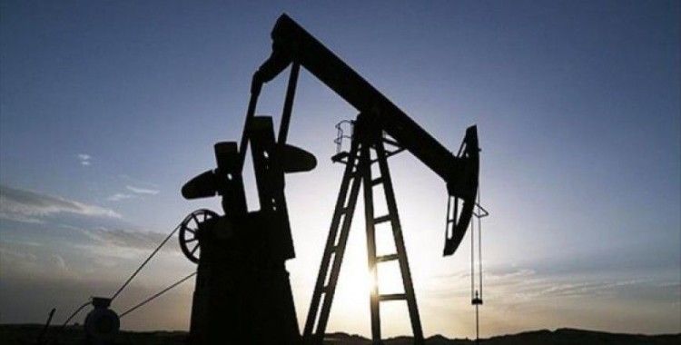 Brent petrolün varil fiyatı 65,18 dolardan işlem görüyor