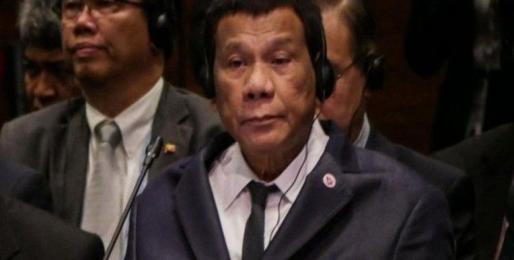 Duterte ASEAN Zirvesi'ndeki toplantılara 'kestirdiği' için katılamadı