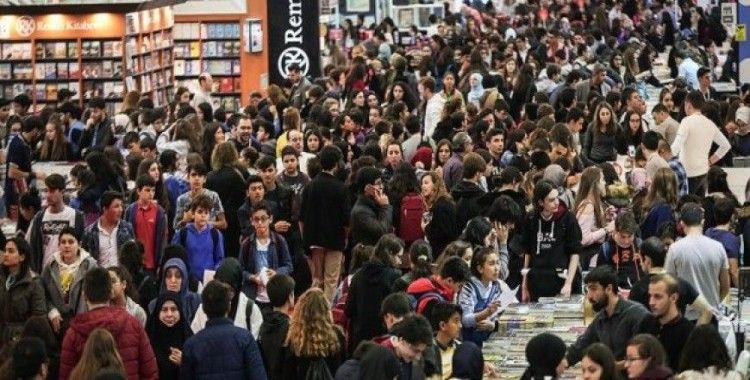 37. Uluslararası İstanbul Kitap Fuarı'nı 611 bin 444 kişi ziyaret etti