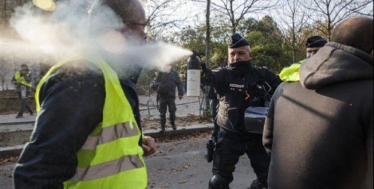 Fransa'daki protestolarda 52 gözaltı