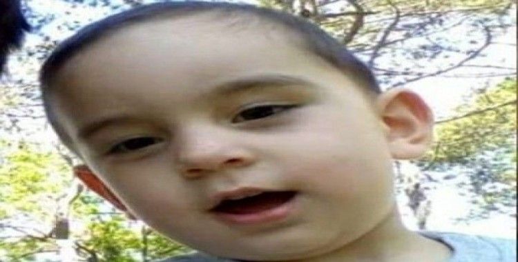 Camdan düşen 3 yaşındaki çocuk hayatını kaybetti
